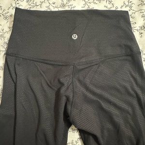 Lululemon size 6 black leggings crop leggings polka dots black 7/8 inches